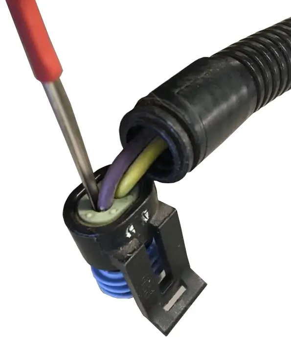 image showing spoon backprobe in electrical connector