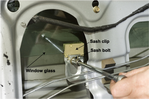 remove sash bolt, sash guide, door glass attaching clip, remove door glass