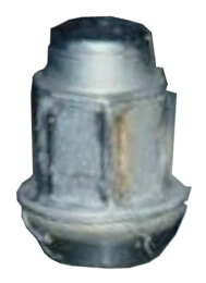 rounded over corners on a capped lug nut