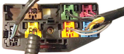 car seat electrical connectors