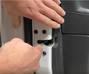 How to perform a parasitic battery drain test — Ricks Free Auto Repair